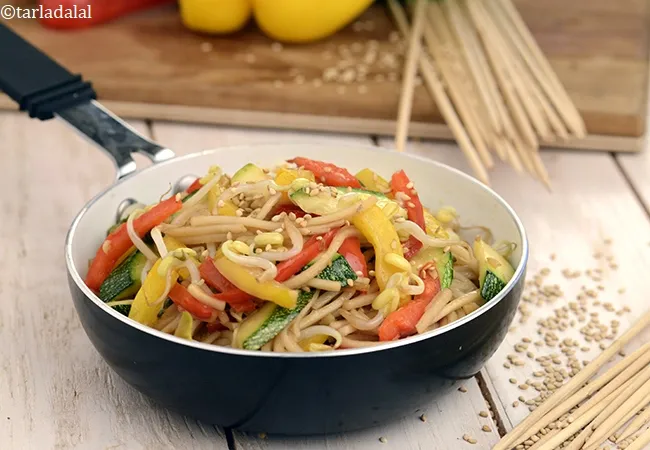 Stir Fry Noodles in Black Sauce