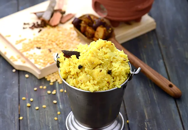 तुवर दाल नी खिचड़ी | अरहर की दाल की खिचड़ी | गुजराती दाल चावल की खिचड़ी | - Toovar Dal Ni Khichdi, Gujarati Recipe