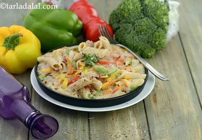  Whole Wheat Pasta in Low Calorie White Sauce