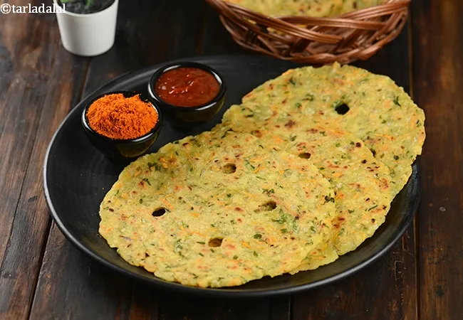 akki roti recipe | masala akki roti | Karnataka akki roti | rice flour roti |