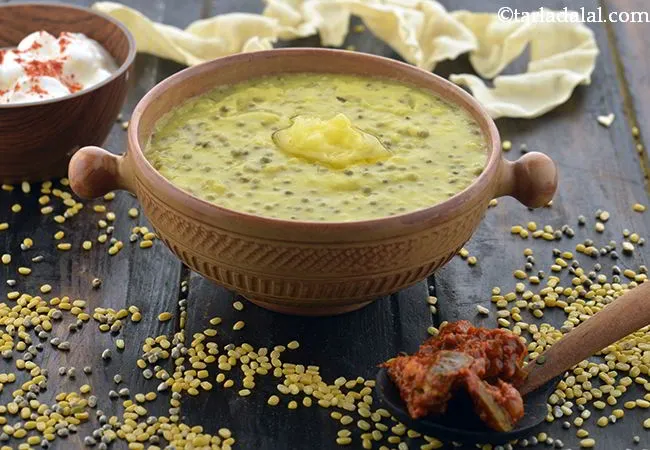 bajra khichdi recipe | Rajasthani bajra khichdi | healthy black millet Indian khichdi |
