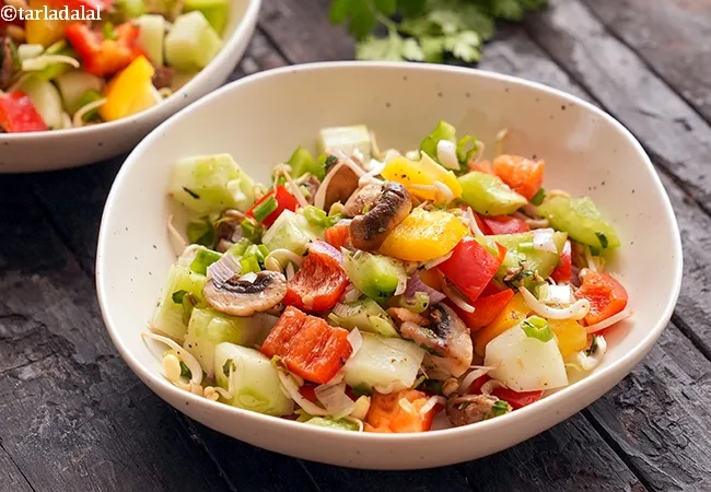 bean sprouts vegetable salad recipe | bean sprouts dill and capsicum salad | healthy bean sprouts mushroom and cucumber salad |