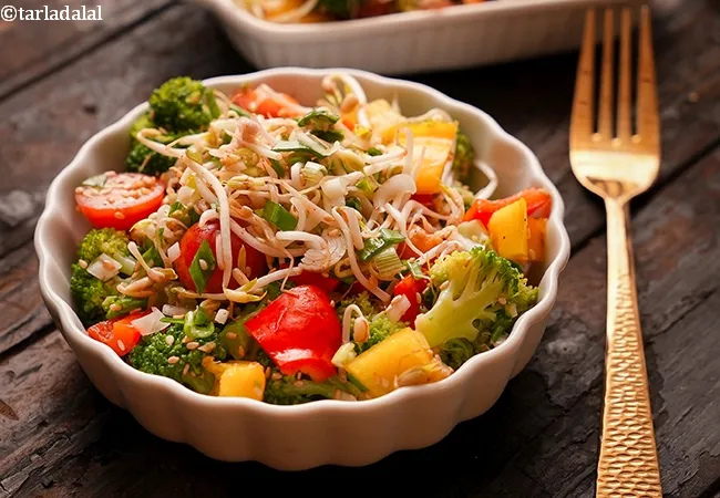 broccoli, bean sprouts vegetable salad recipe | healthy Indian broccoli and bean sprouts salad | folic acid, vitamin B1, iron rich salad |