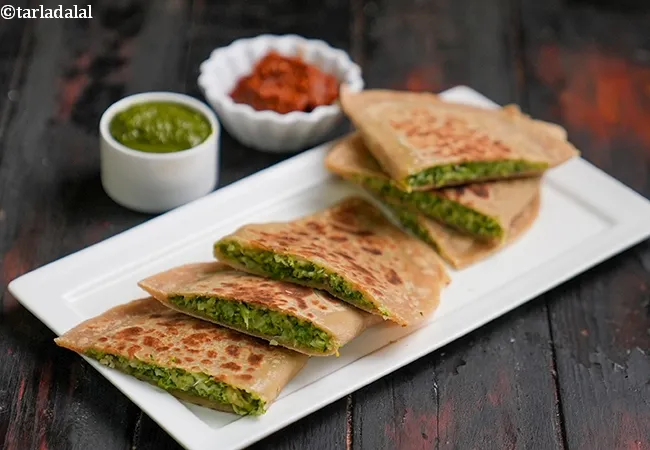 broccoli cheese paratha recipe | cheesy broccoli stuffed paratha | spiced broccoli and cheese flatbread |