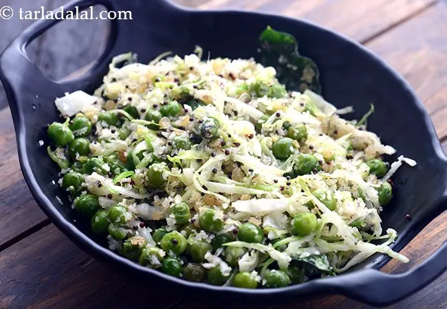 cabbage foogath recipe | Goan style cabbage foogath | healthy cabbage with coconut sabzi |