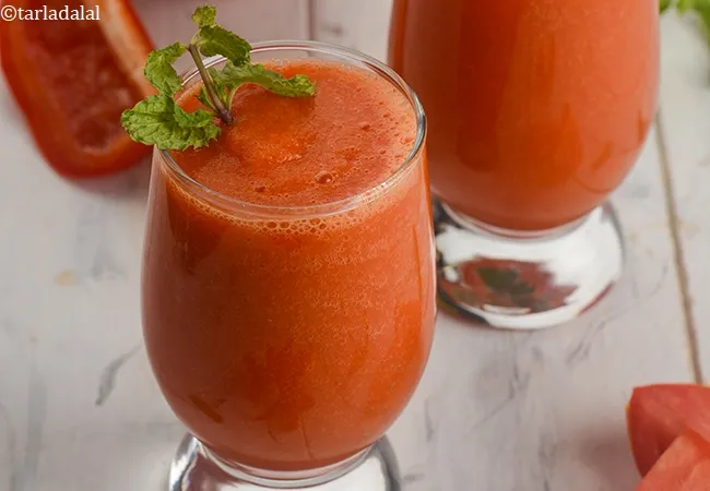 carrot and red pepper juice recipe | Indian red bell pepper carrot juice | healthy tomato carrot red capsicum drink |