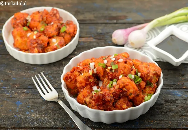 cauliflower in Schezuan sauce recipe | spicy gobi Schezwan | Indo Chinese Schezuan style cauliflower | crispy garlic Schezuan cauliflower |