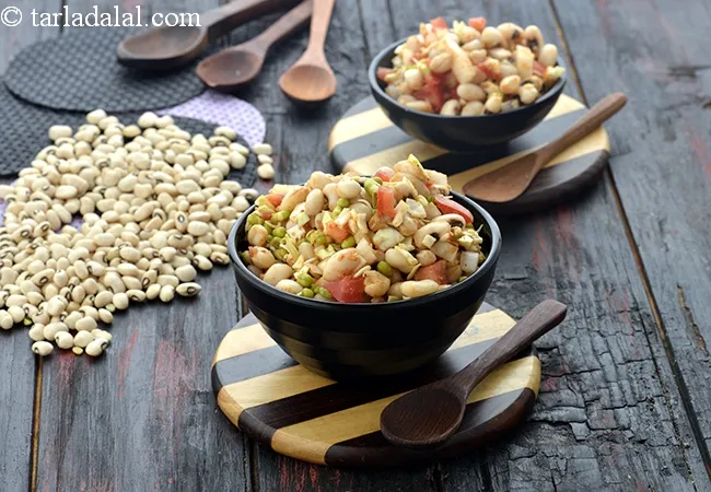 chawli and sprouted moong salad recipe | chawli vegetable salad with sprouts | healthy Indian cow peas salad with sprouts |