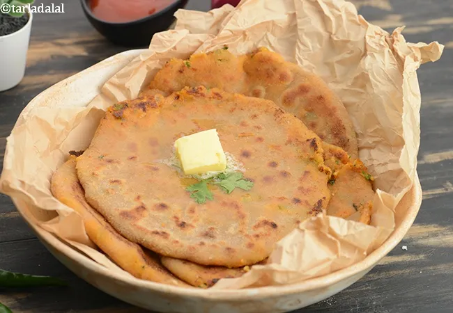cheese paneer paratha recipe | paneer cheese paratha | paneer cheese stuffed paratha |