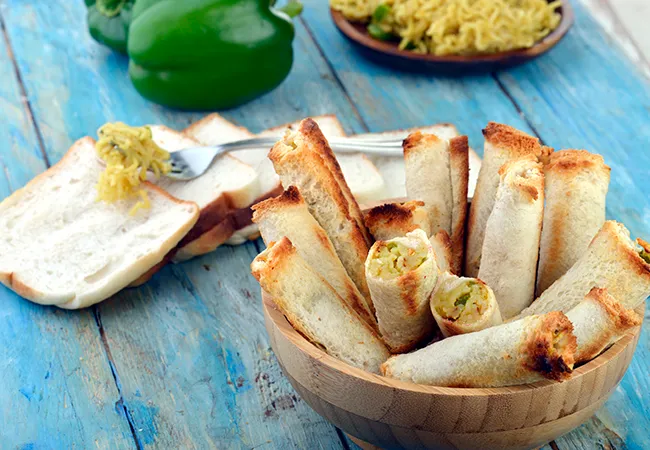  Cheesy Maggi Rolls