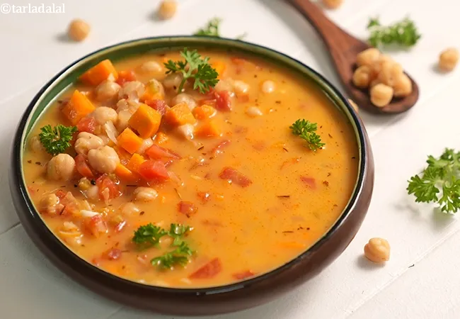 chickpea soup recipe | healthy chickpea soup | Indian kabuli chana soup |