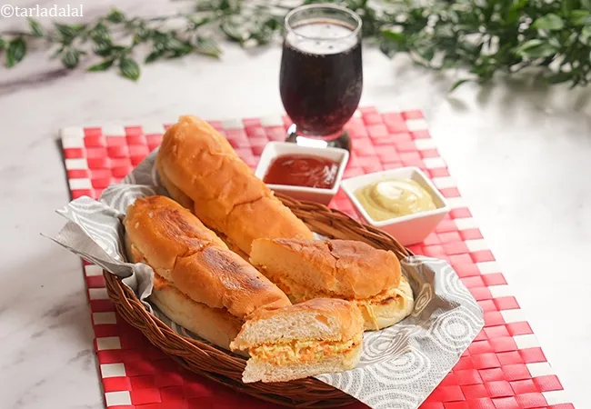 coleslaw sandwich recipe | Indian style coleslaw sandwich | creamy coleslaw sandwich |