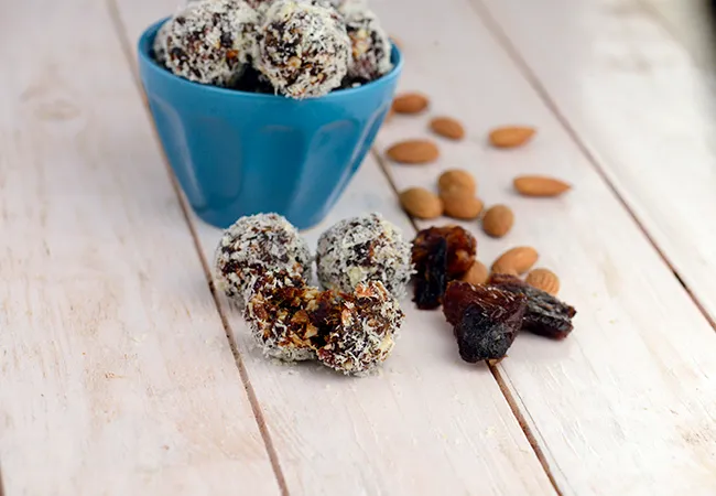 Date and Almond Balls
