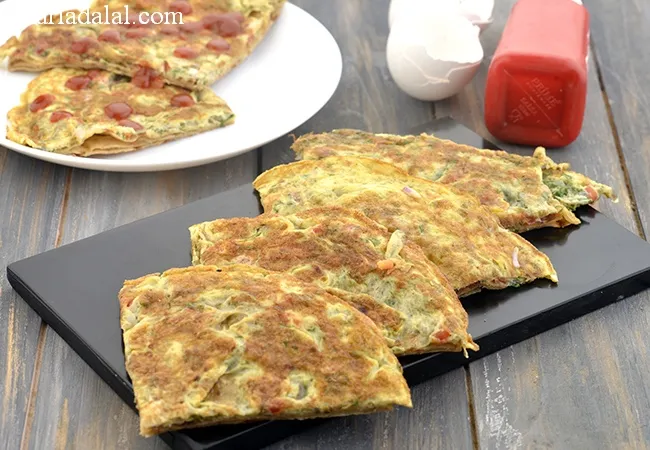 egg paratha recipe | anda paratha with whole wheat flour | healthy Indian egg paratha |