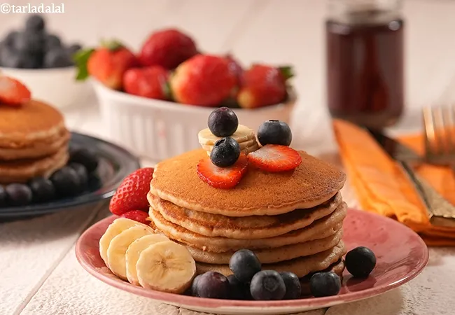 eggless pancakes recipe | Indian style eggless pancakes | basic pancakes without eggs