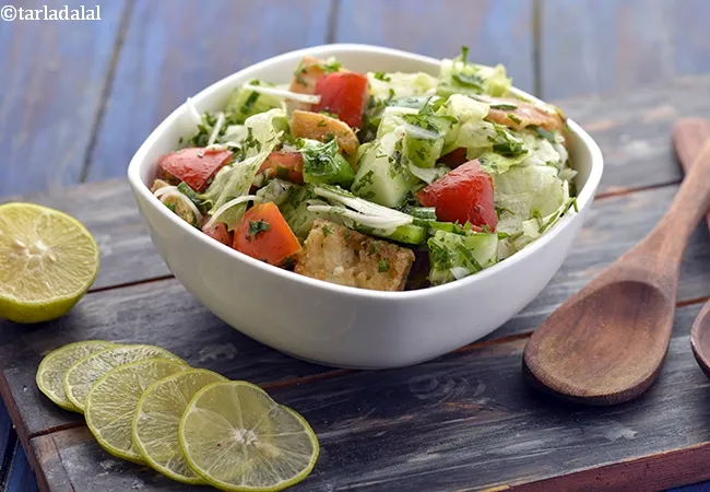 fattoush salad | middle eastern fattoush salad | vegetarian fattoush salad | lebanese fattoush salad |