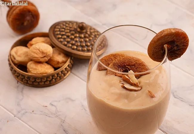 fig and apricot shake recipe | fig and apricot protein shake | apricot smoothie | fig apricot milkshake for pregnancy |
