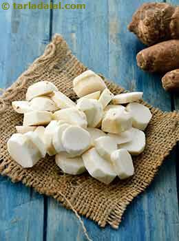 Colocasia roundels