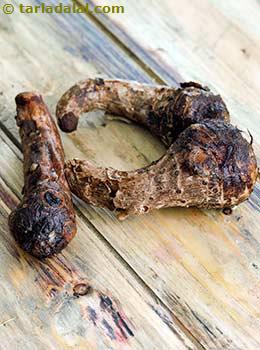 boiled colocasia