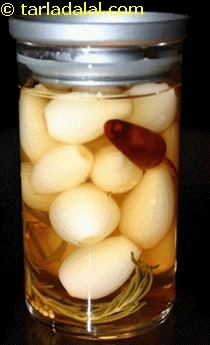 cocktail onion