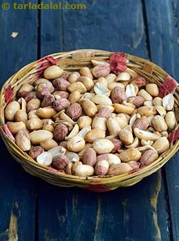 roasted salted peanuts
