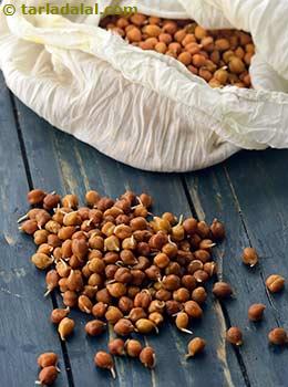 sprouted and boiled kala chana