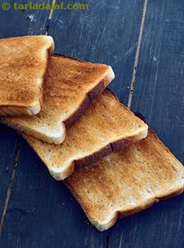 toasted bread slices