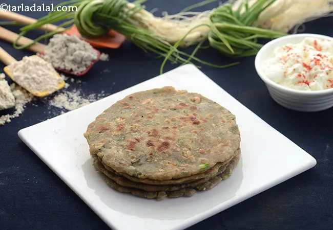 green garlic roti recipe | green garlic multigrain roti | healthy green garlic roti |