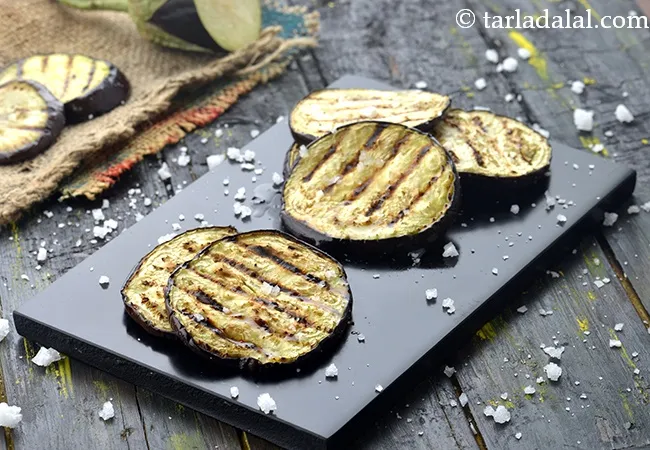 grilled baingan recipe | Indian grilled eggplant | spice roasted aubergine | healthy grilled brinjal snack |