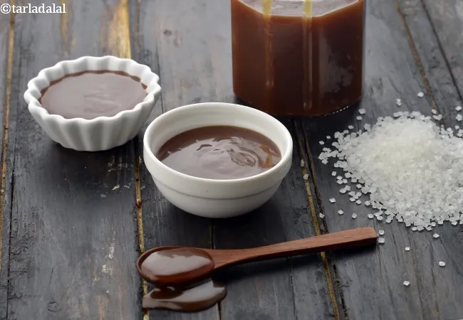 homemade caramel sauce recipe | Indian style easy caramel sauce | vanilla caramel sauce |