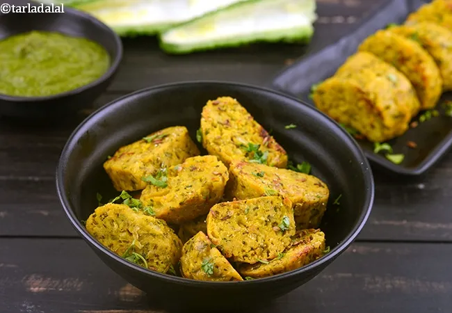 karela muthia recipe | Indian bitter gourd steamed dumpling | healthy diabetic snack recipe |