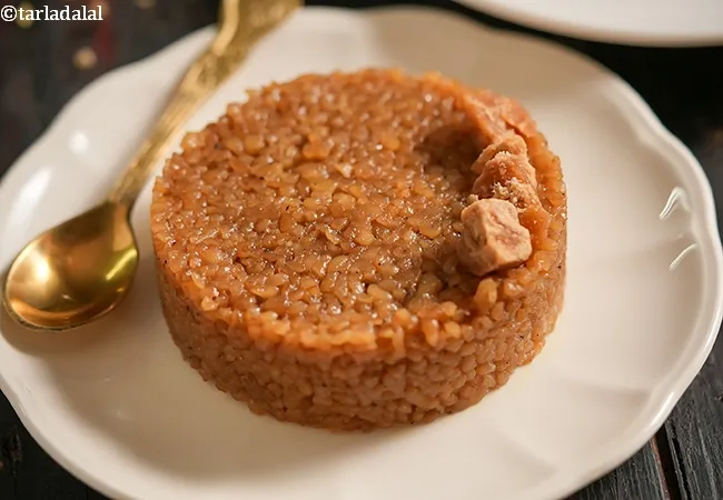 lapsi | fada ni lapsi | dalia sheera | Gujarati broken wheat sweet |