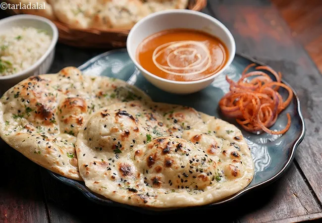 maida tandoori roti recipe | no yeast tandoori roti on tava | homemade butter tandoori roti |