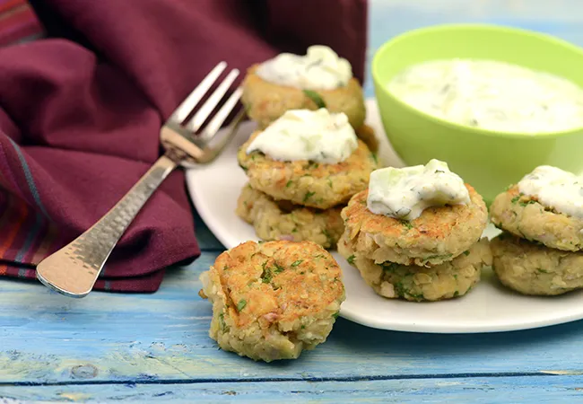 Masoor Tikki with Curd Dip