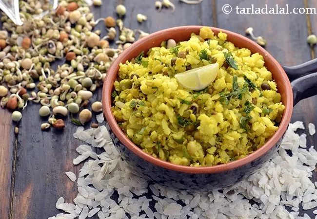 mixed sprouts poha recipe | healthy sprouts poha | breakfast poha | protein poha |