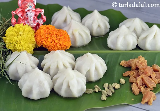 modak recipe | steamed modak | Ukadiche Modak for Ganesh Chaturthi recipe | modak made with mould | modak handmade recipe |