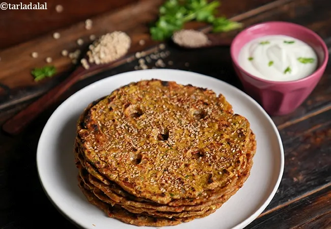 multiflour thalipeeth recipe | healthy multigrain thalipeeth | quick mutliflour dhapate