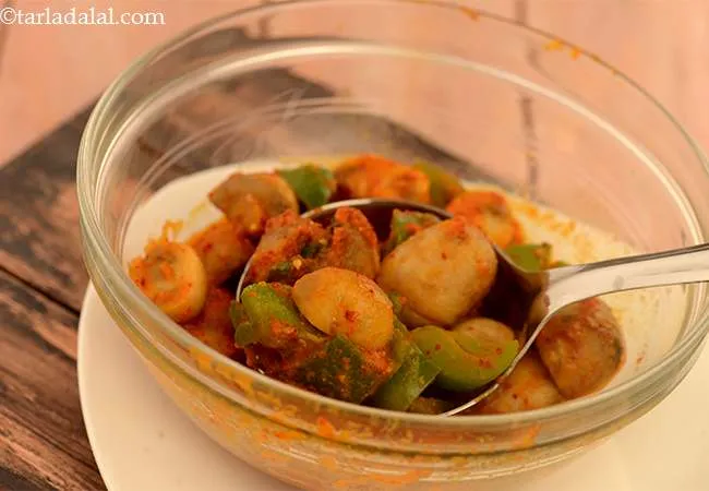 Mushroom and Green Capsicum Subzi