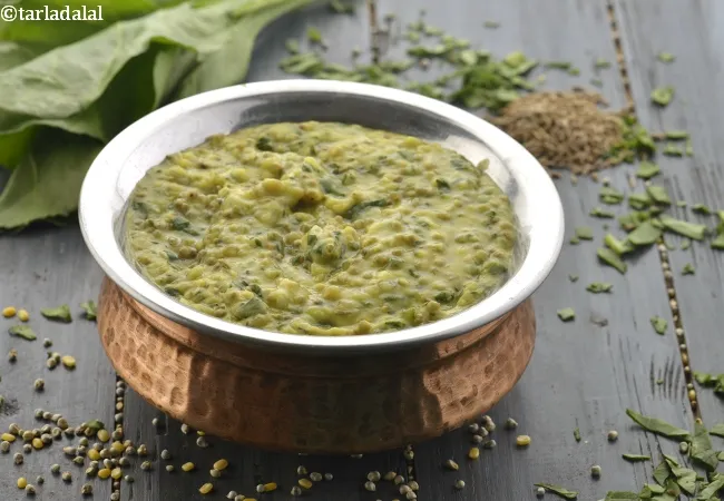 palak bajra khichdi recipe | bajra moong dal khichdi | healthy bajra khichdi for weight loss |