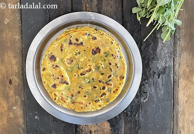 पनीर मेथी रोटी रेसिपी | हेल्दी मेथी पनीर रोटी | पनीर और मेथी की रोटी | Paneer Methi Roti