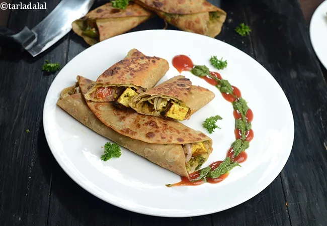 paneer tikka roll recipe | paneer tikka frankie recipe | paneer roll recipe | paneer wrap |