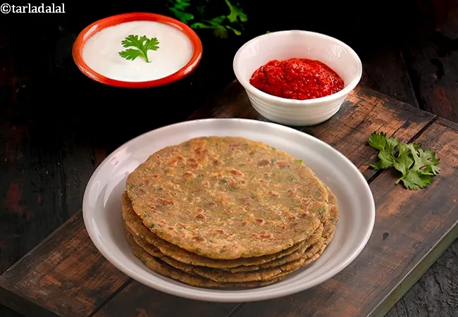 pumpkin paratha recipe | pumpkin paratha with jowar and bajra flour | healthy gluten free pumpkin roti |