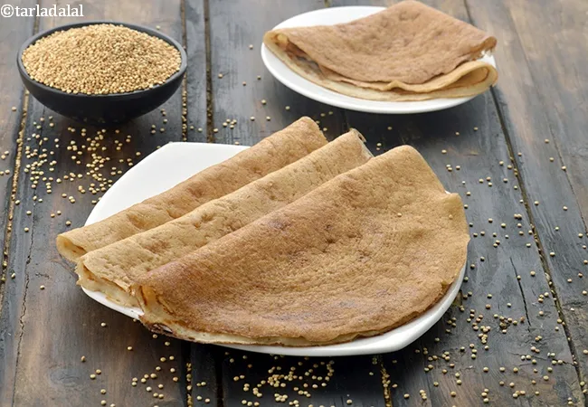 quinoa dosa recipe | healthy quinoa dosa | quinoa urad dal and whole wheat flour dosa |