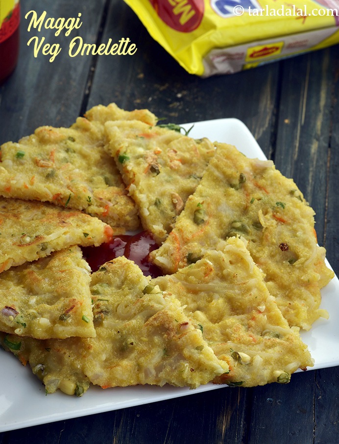 Maggi veg omelette | Indian style maggi eggless vegetable omelette|