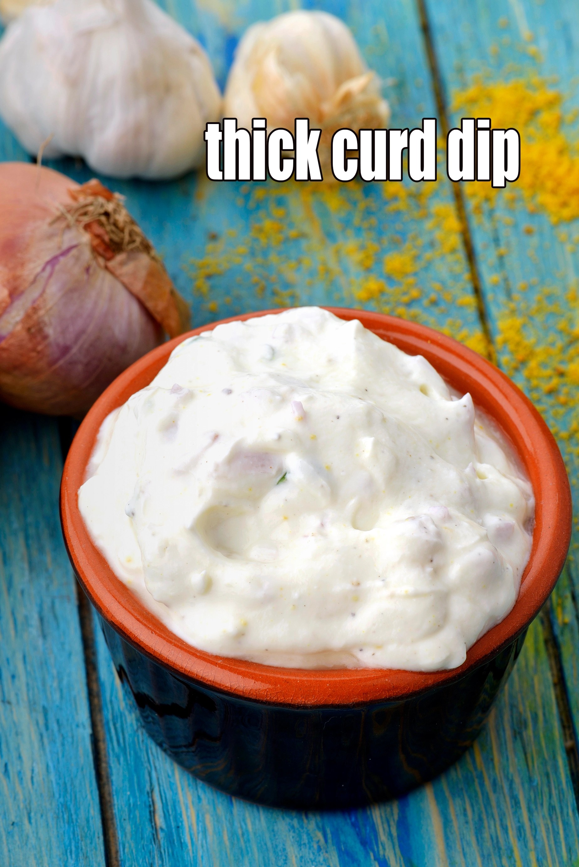 thick curd dip recipe | healthy Indian curd dip | yoghurt dip with onions and green chillies |