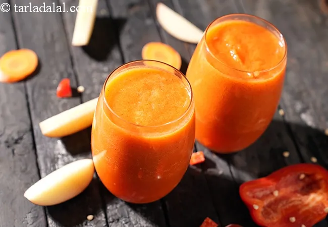 red capsicum, carrot and apple juice recipe |  Indian red bell pepper carrot juice | healthy carrot apple juice |