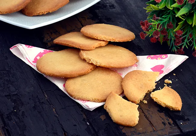 Rich Shortbread Biscuits, Eggless Butter Biscuits