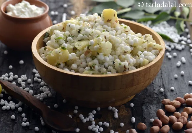 સાબુદાણાની ખીચડી | ફરાળી વાનગી | ફરાળી સાબુદાણાની ખીચડી | મહારાષ્ટ્રીયન સાબુદાણા ખીચડી | Sabudana Khichdi