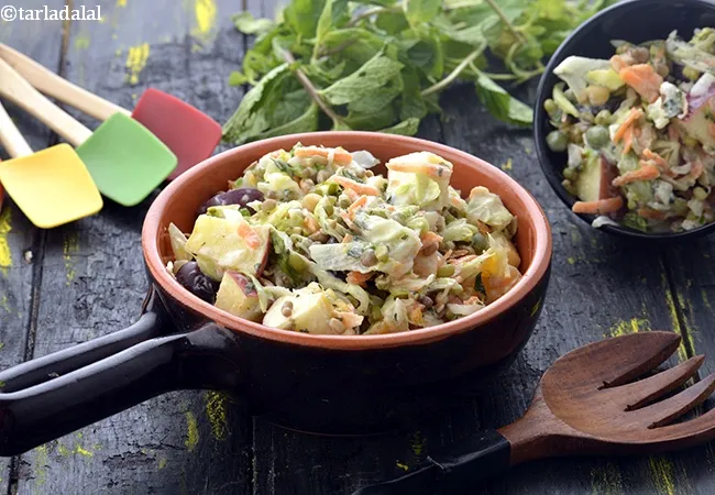 sprouts, fruits and vegetable salad recipe | sprouted moong fruit salad | healthy matki, chana fruit salad |