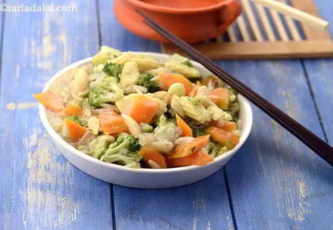 Stir Fried Broccoli, Baby Corn with Almonds